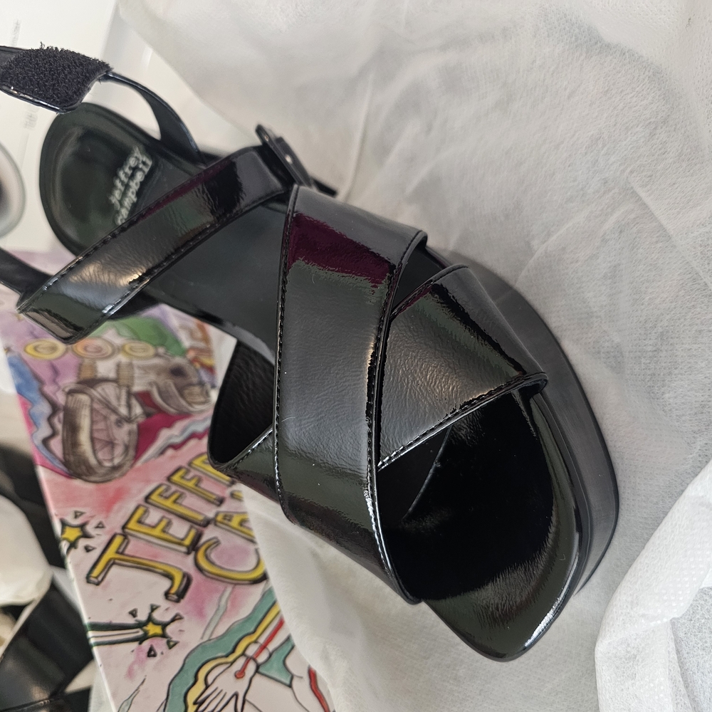 NIB Black Platform Sandals